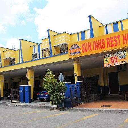 Sun Inns Rest House Куантан Экстерьер фото